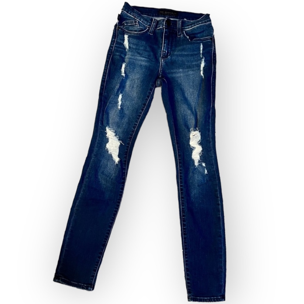 Rock & Republic Distressed Dark Wash ‘BERLIN’ Skinny Jeans